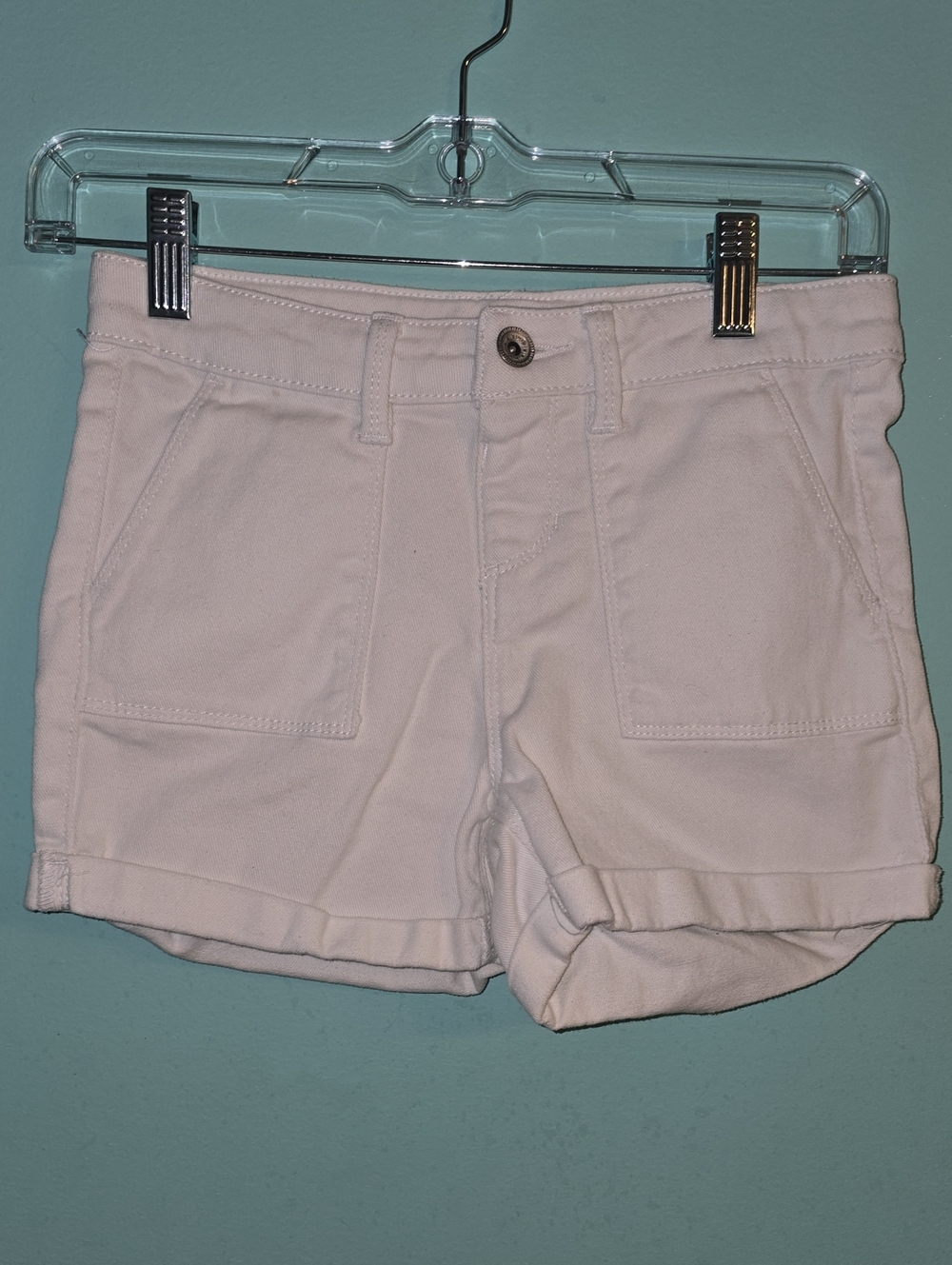 Women’s Casual Roll-Cuff Shorts - White
